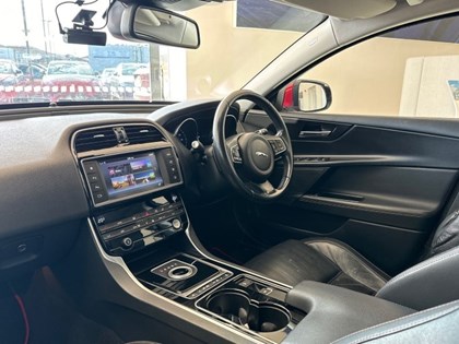 2015 (65) JAGUAR XE 2.0d [180] Prestige 4dr Auto