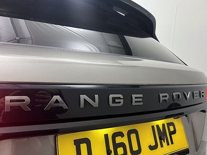 2017 (67) LAND ROVER RANGE ROVER VELAR 2.0 D180 R-Dynamic S 5dr Auto