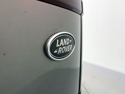 2017 (67) LAND ROVER RANGE ROVER VELAR 2.0 D180 R-Dynamic S 5dr Auto